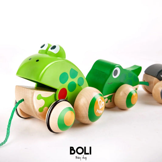 Pull-along Frog family