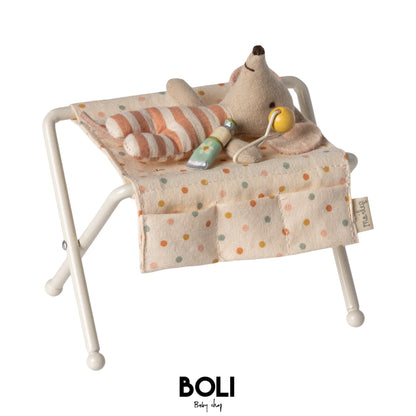 Nursery Table