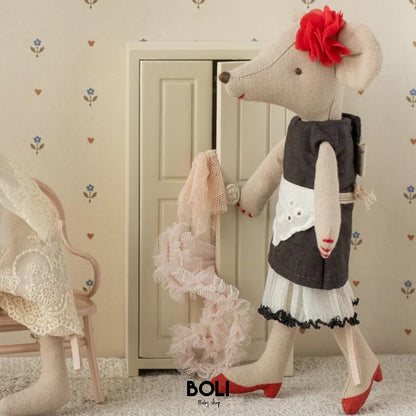 Beautician mouse, Mum