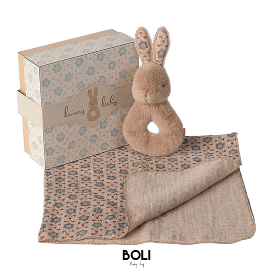 Rabbit rattle set