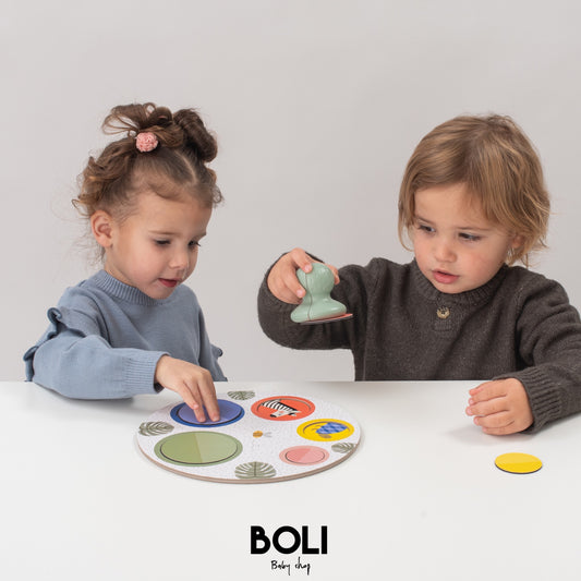 Magnetic Peek a Boo Puzzle
